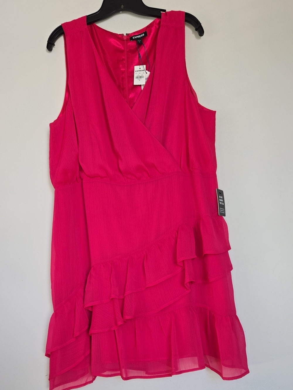 Express Womens XL Bright Pink/Fuchsia Ruffle Dress NWT